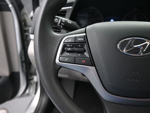 Used 2018 Hyundai Elantra SEL image 31