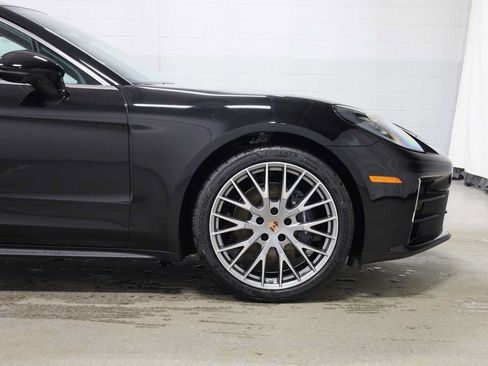 Used 2026 Porsche Panamera RWD image 11