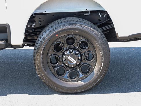 Certified 2024 Ford F250 Lariat AWD/4WD image 8