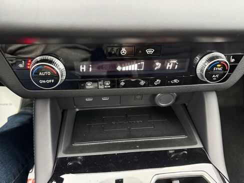 New 2026 Mitsubishi Outlander AWD image 33