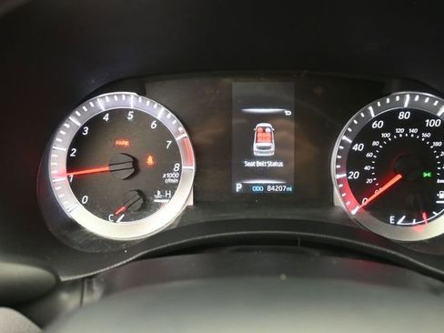 Used 2020 Toyota Highlander L image 9