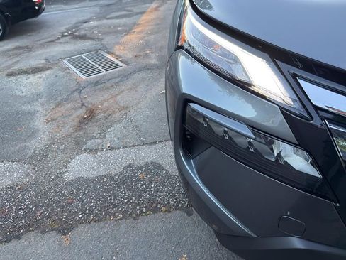 New 2026 Nissan Rogue SV image 10