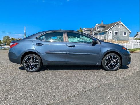 Used 2016 Toyota Corolla S w/ Body Protection Package #1 FWD image 4