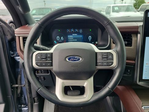 Certified 2022 Ford Expedition Limited AWD/4WD image 23