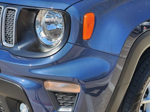 Used 2022 Jeep Renegade Latitude image 8