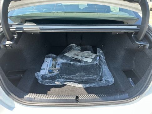 Certified 2025 BMW 530i w/ Premium Package image 17