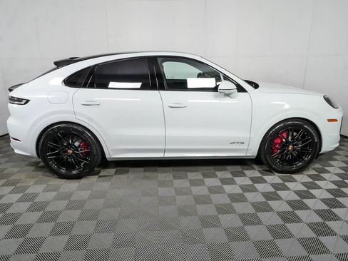 New 2026 Porsche Cayenne GTS AWD/4WD image 29