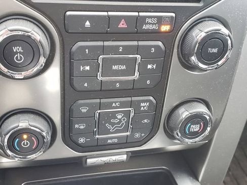 Used 2013 Ford F150 FX4 w/ Luxury Equipment Group AWD/4WD image 21