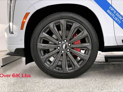 Used 2026 Cadillac Escalade V image 11