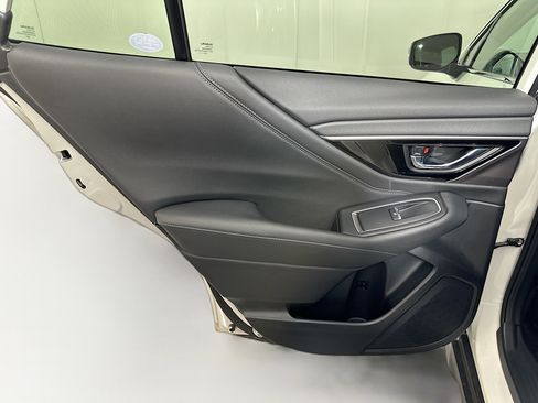 Used 2024 Subaru Outback Limited image 27