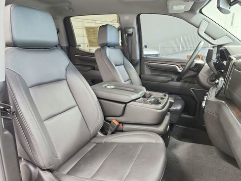 Used 2025 GMC Sierra 1500 SLT image 39