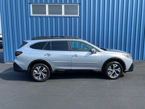 Used 2022 Subaru Outback Limited w/ Popular Package #2 image 15