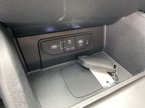 Certified 2026 Kia Sportage EX w/ EX Panorama Roof Package image 38