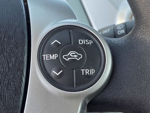 Used 2013 Toyota Prius V Two image 29