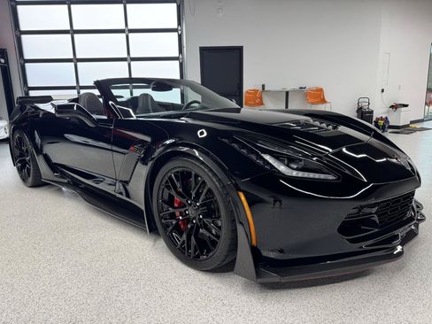 Used 2016 Chevrolet Corvette Z06 w/ 2LZ Preferred Equipment Group RWD image 20