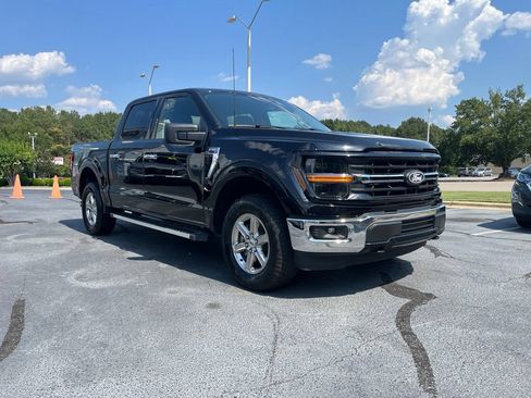 Used 2025 Ford F150 XLT w/ Equipment Group 301A Standard AWD/4WD image 9