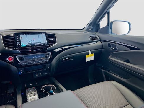 New 2026 Honda Ridgeline Black Edition image 25