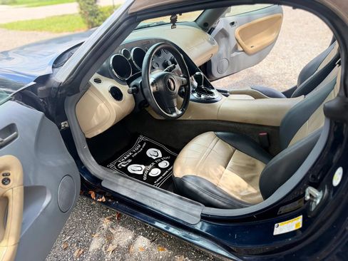 Used 2007 Pontiac Solstice Convertible w/ Premium Package RWD image 5