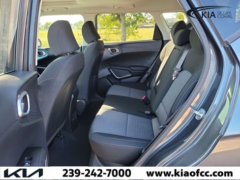 Certified 2021 Kia Soul EX image 12