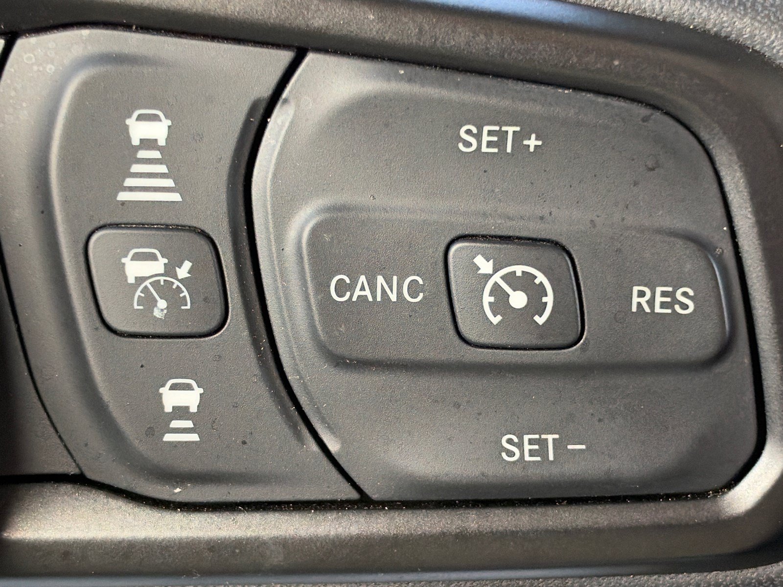 Used 2025 Jeep Wrangler Unlimited Sport AWD/4WD image 27