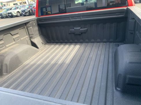 Used 2021 Chevrolet Silverado 1500 LT Trail Boss w/ Convenience Package II AWD/4WD image 12