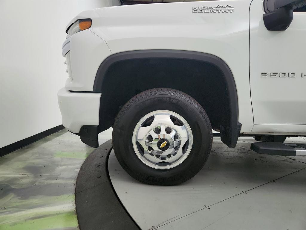 Used 2021 Chevrolet Silverado 3500 High Country AWD/4WD image 32