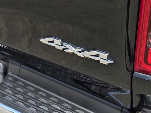 Used 2022 RAM 1500 Limited AWD/4WD image 29