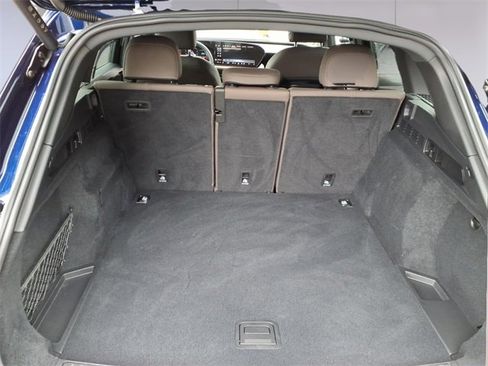 Used 2025 Audi Q5 Premium w/ Convenience Package image 8