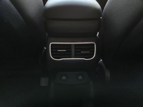 Used 2022 Hyundai Santa Fe Blue image 15