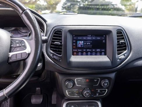 Used 2020 Jeep Compass Latitude w/ Popular Equipment Group image 46