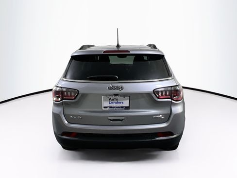Used 2022 Jeep Compass Latitude w/ Convenience Group AWD/4WD image 6