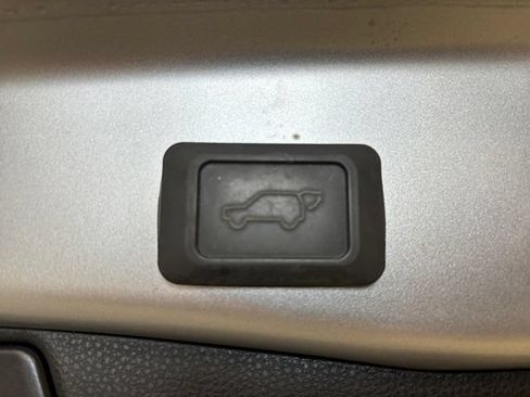 Used 2024 Toyota RAV4 XLE w/ Convenience Package AWD/4WD image 26