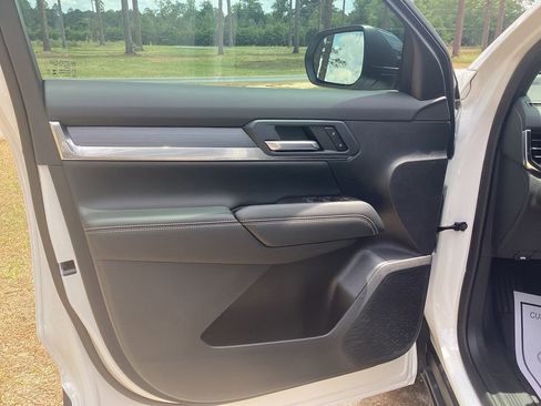 New 2026 GMC Terrain Elevation w/ Technology Package II FWD image 10