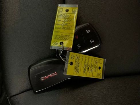 Used 2024 GMC Canyon Elevation w/ Elevation Premium Package image 47