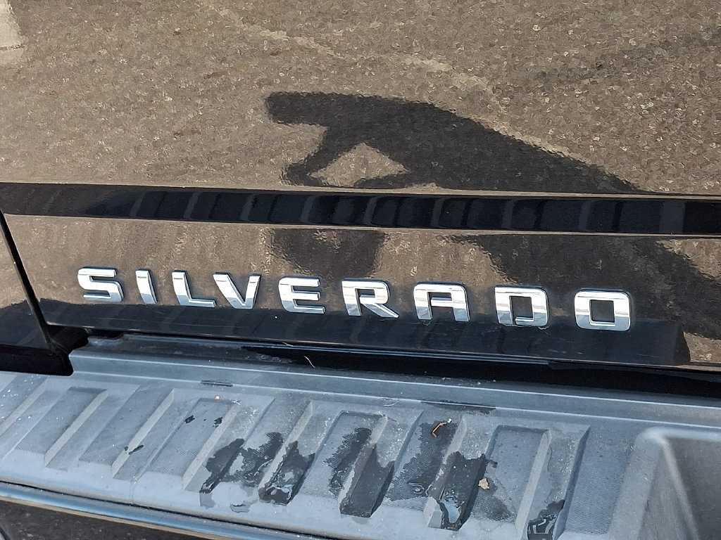 Used 2018 Chevrolet Silverado 1500 LT w/ All Star Edition AWD/4WD image 31
