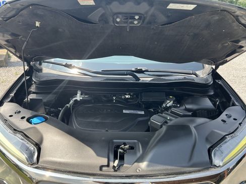Used 2017 Honda Ridgeline Black Edition image 14