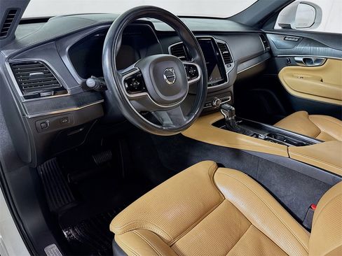 Used 2021 Volvo XC90 T6 Inscription w/ Advanced Package image 7