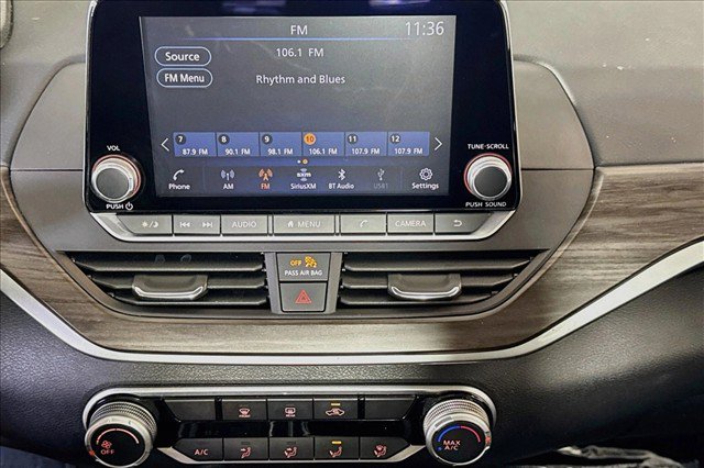 Used 2023 Nissan Altima 2.5 SV AWD/4WD image 15