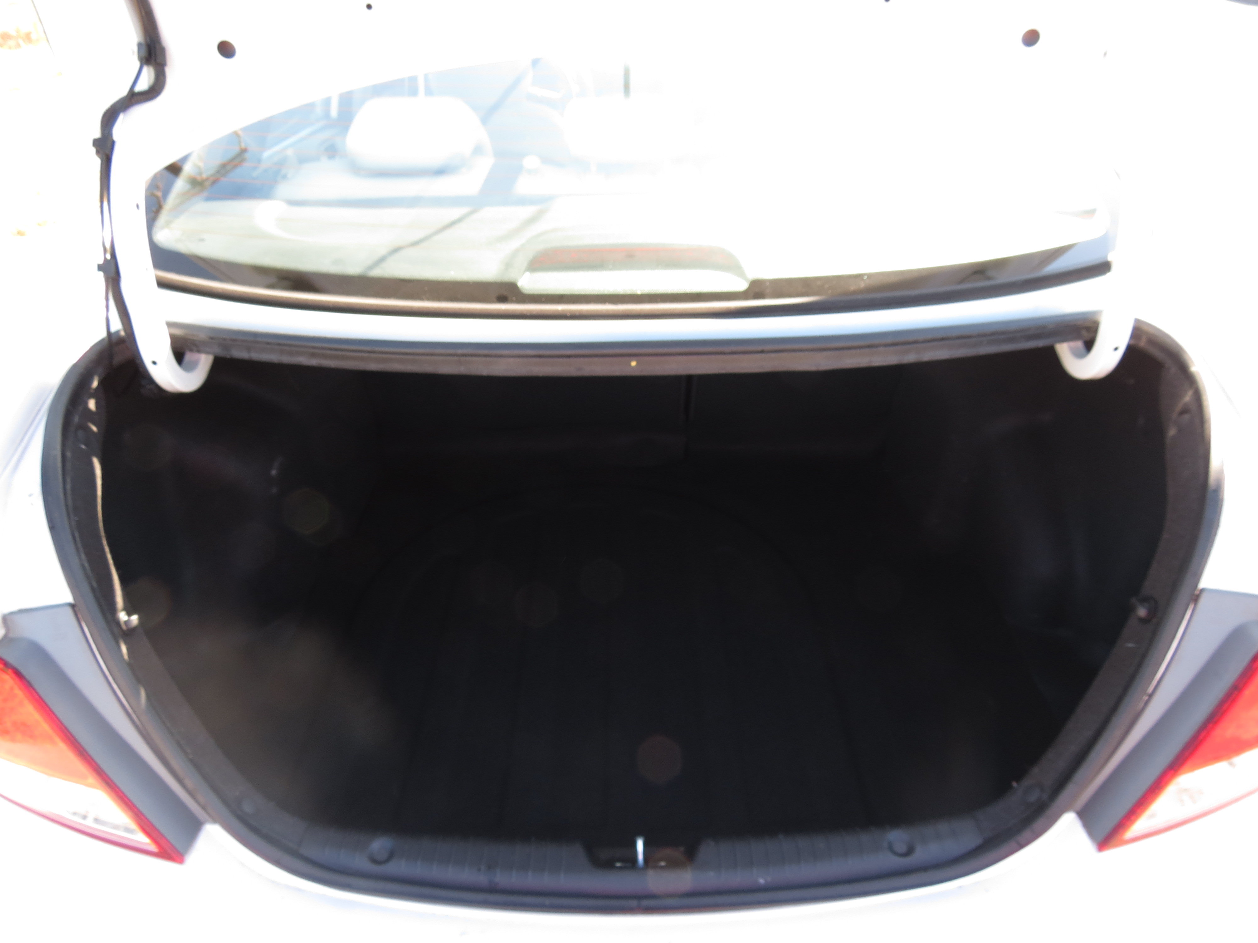 Used 2016 Hyundai Accent SE w/ Option Group 02 FWD image 24