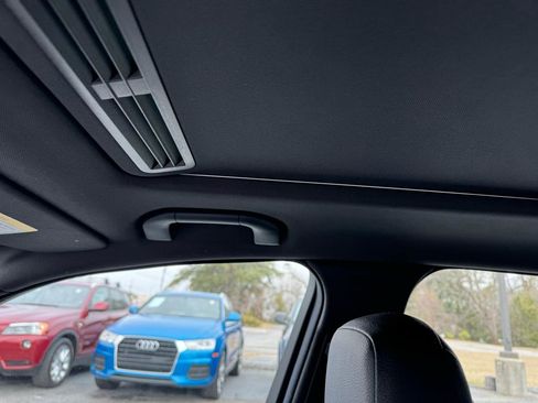 Used 2014 Mercedes-Benz C 250 Sport image 20