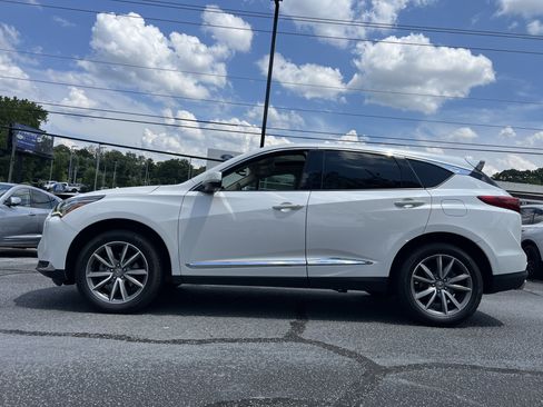 Certified 2023 Acura RDX FWD w/ Technology Package image 2