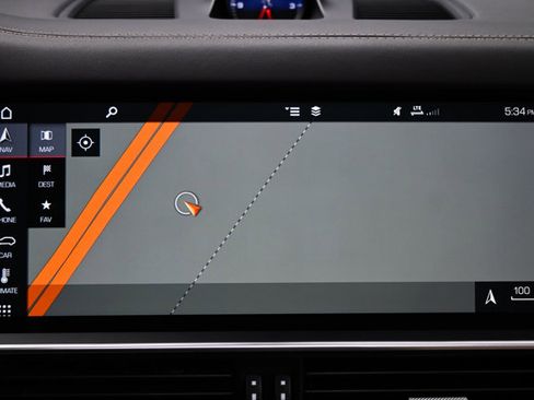 Used 2019 Porsche Cayenne Turbo w/ Premium Plus Package image 95