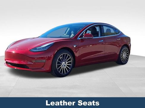Used 2018 Tesla Model 3 Long Range image 4