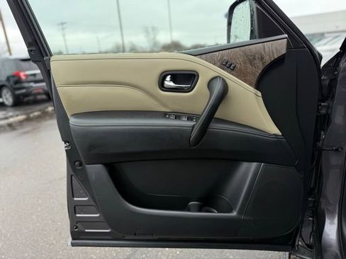 Used 2024 INFINITI QX80 Premium Select w/ Cargo Package image 14