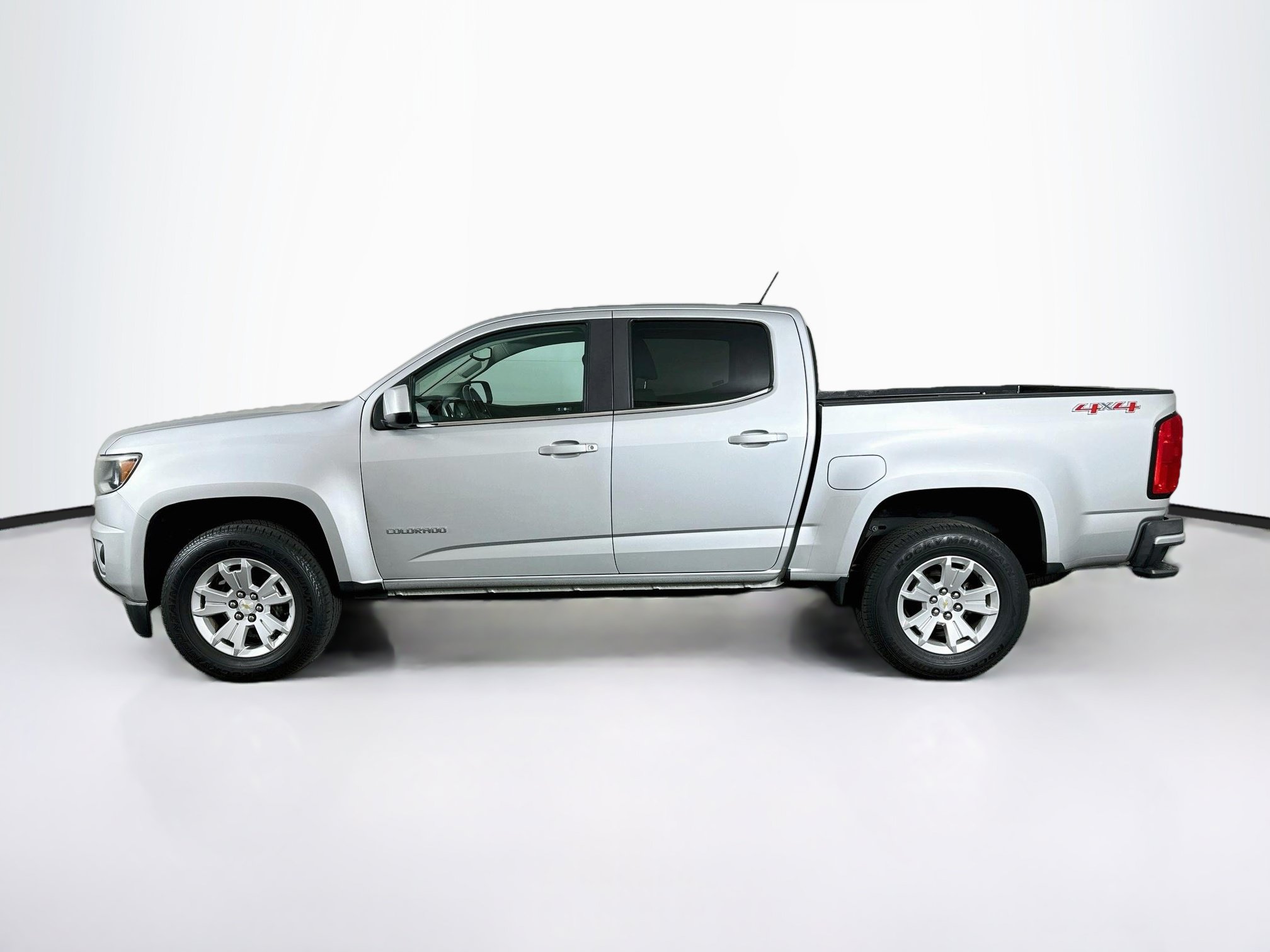 Used 2018 Chevrolet Colorado LT w/ LT Convenience Package AWD/4WD image 4