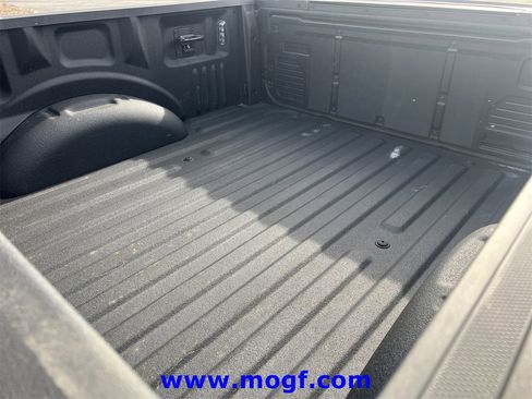 Certified 2022 Ford F150 Lariat w/ Equipment Group 502A High image 27