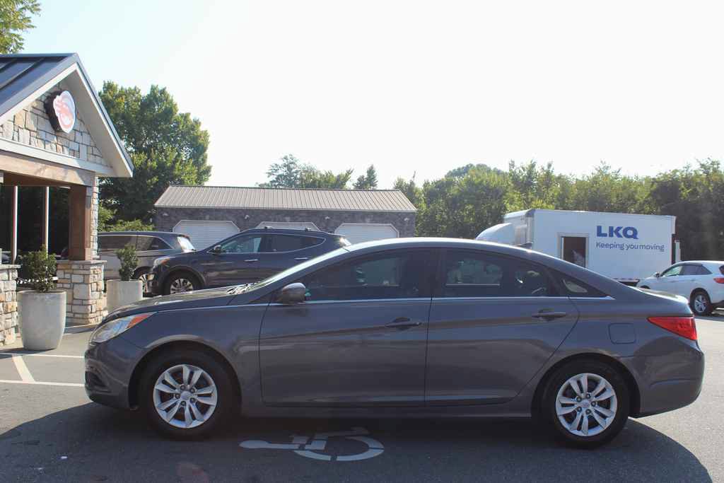 Used 2012 Hyundai Sonata GLS FWD image 10
