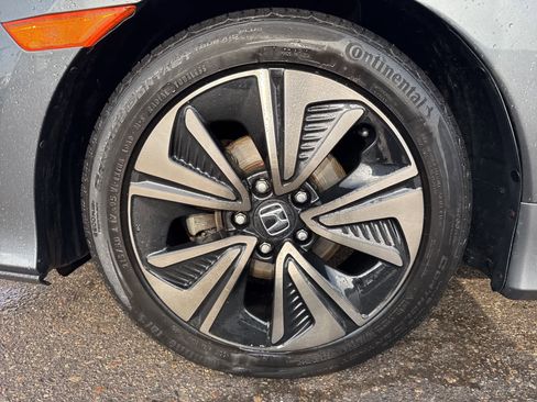 Used 2019 Honda Civic EX image 9