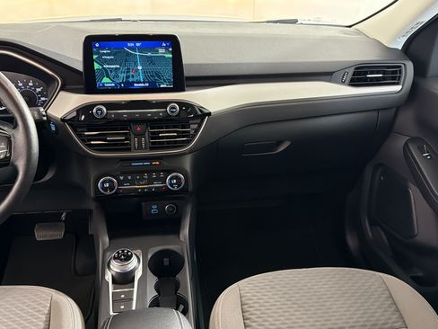 Used 2021 Ford Escape SE w/ SE Sport Appearance Package AWD/4WD image 29