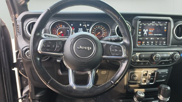 Used 2021 Jeep Gladiator Overland w/ Popular Equipment Package AWD/4WD image 12